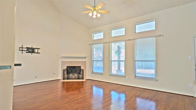 9502 Curry Landing Drive, Houston, TX 77095