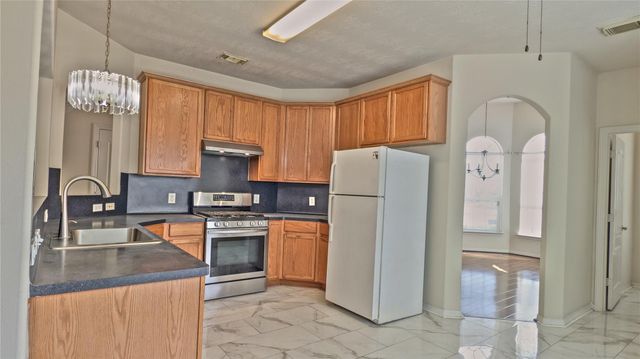9502 Curry Landing Drive, Houston, TX 77095