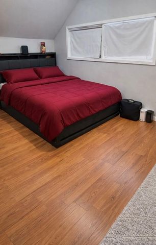 49 Spindle Road, Hicksville, NY 11801