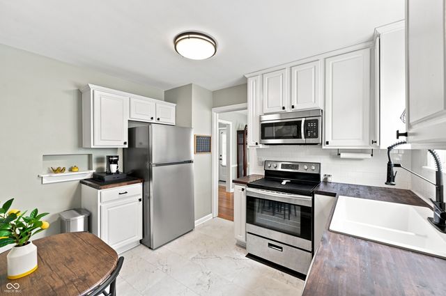 6118 Evanston Avenue, Indianapolis, IN 46220