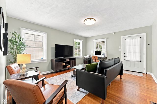 6118 Evanston Avenue, Indianapolis, IN 46220