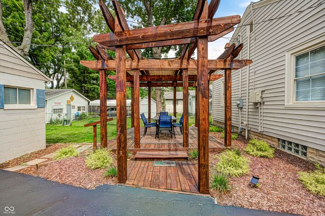 6118 Evanston Avenue, Indianapolis, IN 46220