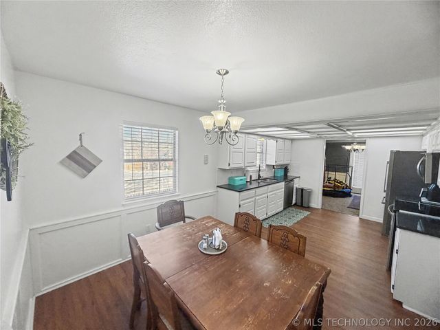 117 Oakwood Drive, Tahlequah, OK 74464