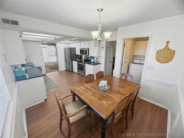 117 Oakwood Drive, Tahlequah, OK 74464