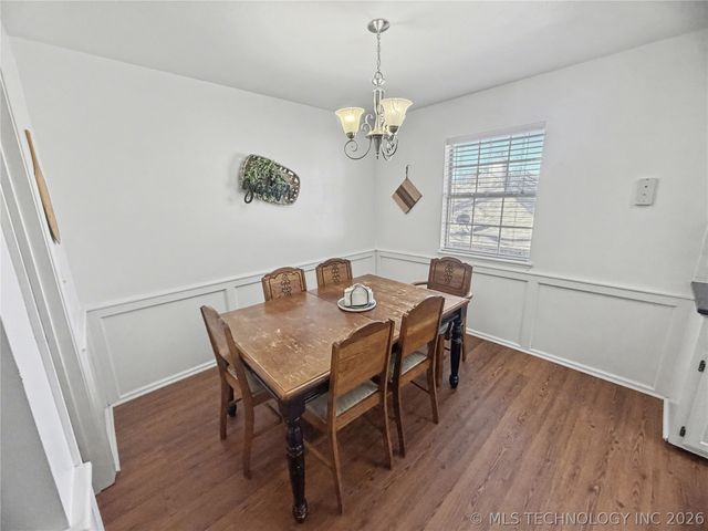 117 Oakwood Drive, Tahlequah, OK 74464