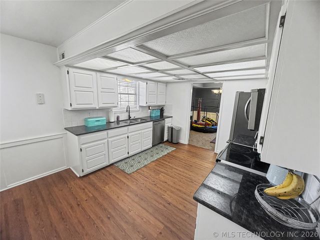 117 Oakwood Drive, Tahlequah, OK 74464