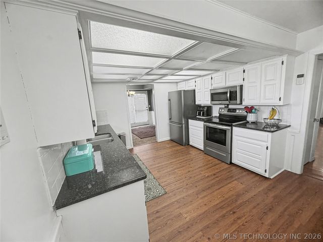 117 Oakwood Drive, Tahlequah, OK 74464