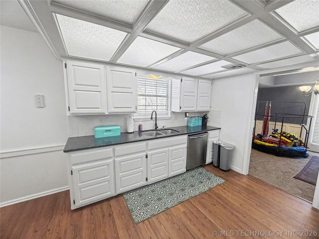 117 Oakwood Drive, Tahlequah, OK 74464