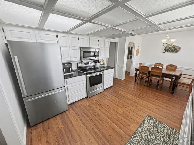 117 Oakwood Drive, Tahlequah, OK 74464