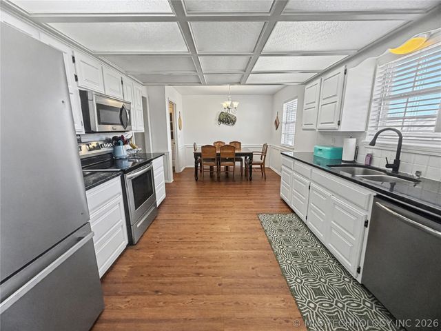 117 Oakwood Drive, Tahlequah, OK 74464