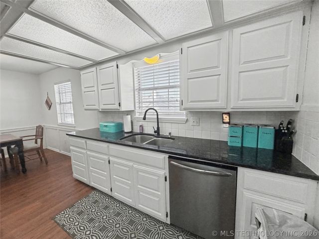 117 Oakwood Drive, Tahlequah, OK 74464