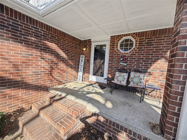 117 Oakwood Drive, Tahlequah, OK 74464