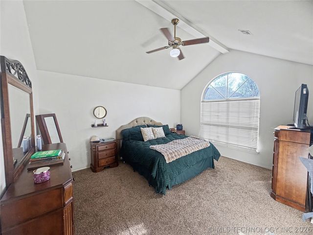 117 Oakwood Drive, Tahlequah, OK 74464