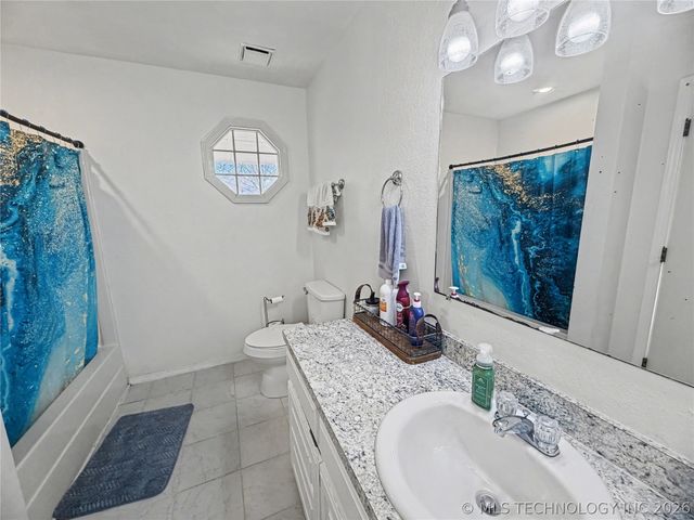 117 Oakwood Drive, Tahlequah, OK 74464