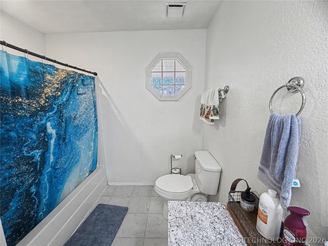 117 Oakwood Drive, Tahlequah, OK 74464