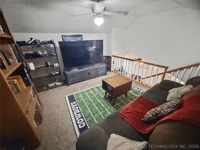 117 Oakwood Drive, Tahlequah, OK 74464