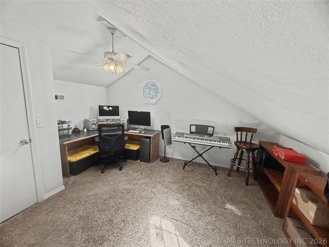 117 Oakwood Drive, Tahlequah, OK 74464