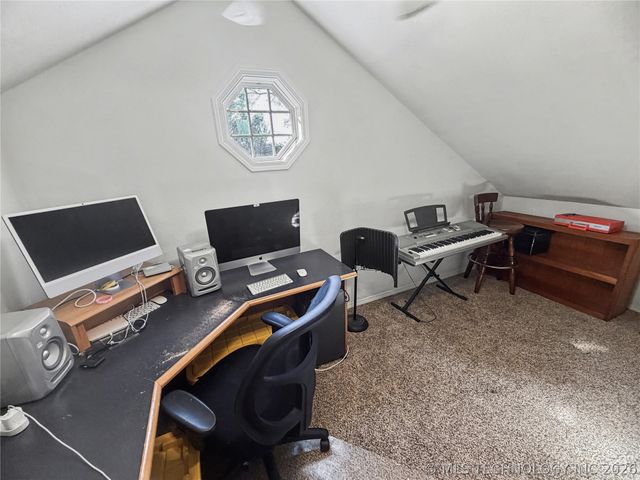 117 Oakwood Drive, Tahlequah, OK 74464