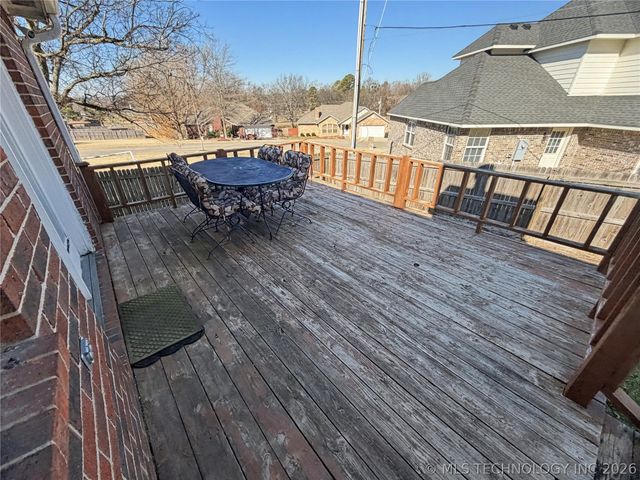 117 Oakwood Drive, Tahlequah, OK 74464