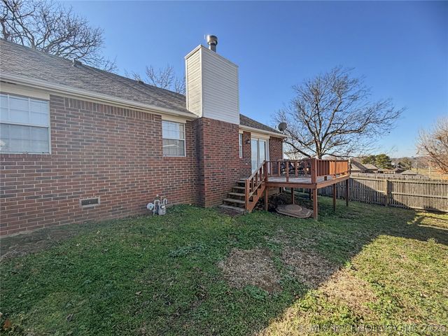 117 Oakwood Drive, Tahlequah, OK 74464