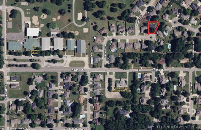 117 Oakwood Drive, Tahlequah, OK 74464