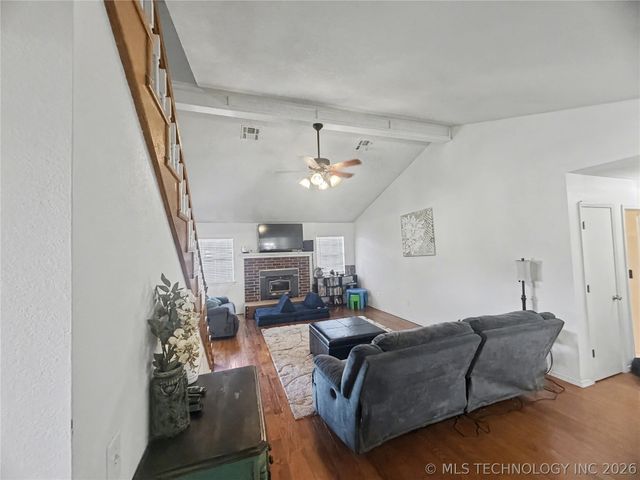 117 Oakwood Drive, Tahlequah, OK 74464