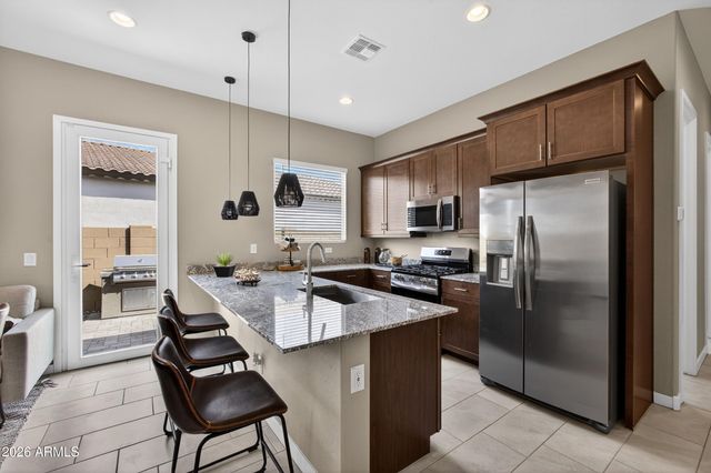 9969 S DUTCHMAN Drive, Apache Junction, AZ 85120