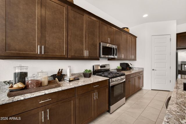 9969 S DUTCHMAN Drive, Apache Junction, AZ 85120