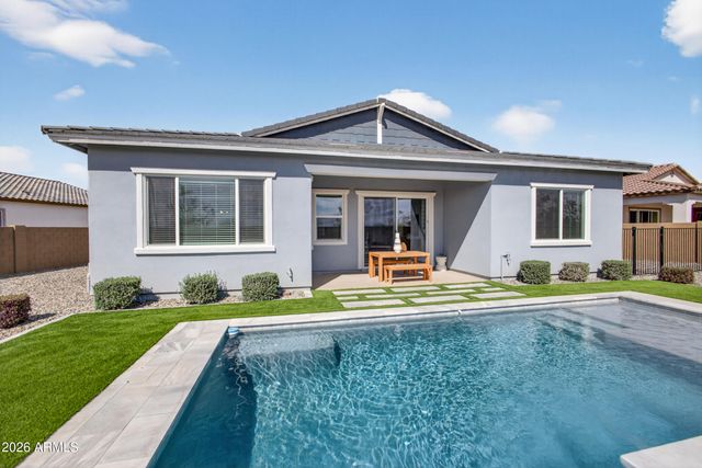 9969 S DUTCHMAN Drive, Apache Junction, AZ 85120