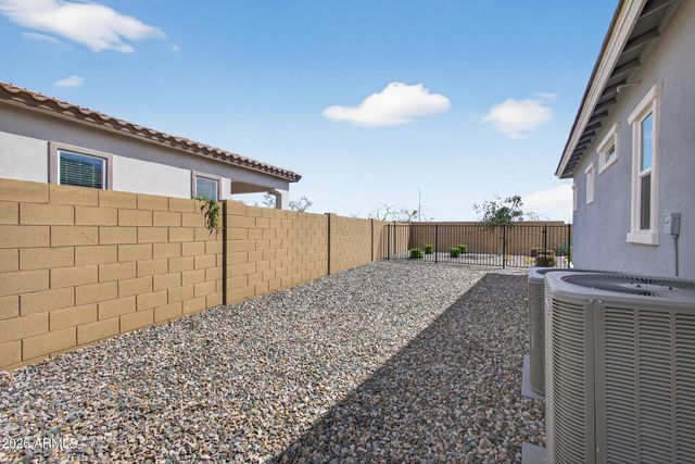 9969 S DUTCHMAN Drive, Apache Junction, AZ 85120