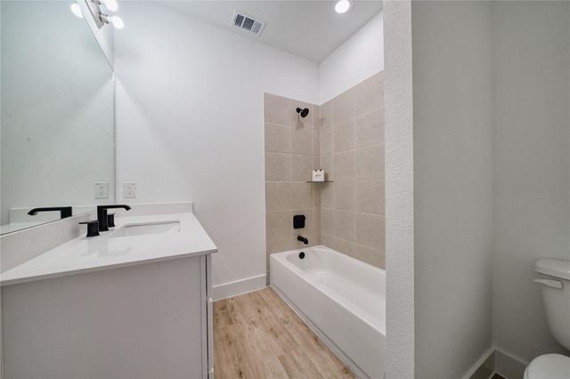 5324 Rue Street, Houston, TX 77033