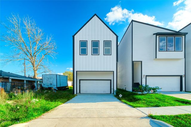 5324 Rue Street, Houston, TX 77033