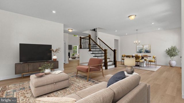 30 ACORN LN, Elizabethtown, PA 17022