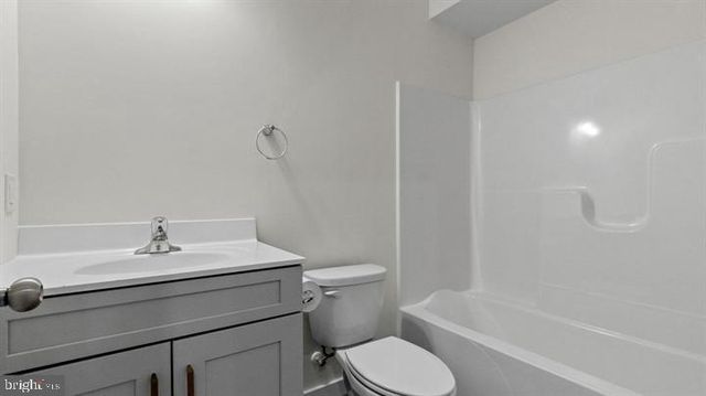 30 ACORN LN, Elizabethtown, PA 17022