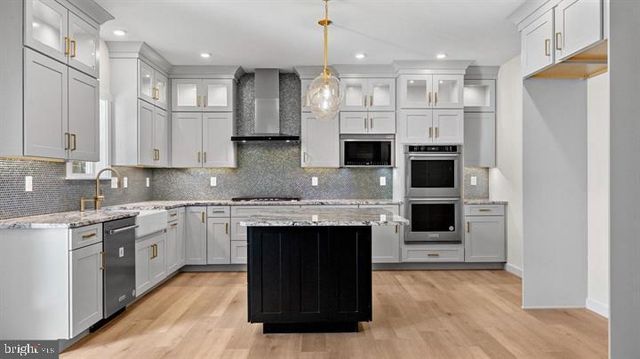 30 ACORN LN, Elizabethtown, PA 17022