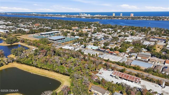 403 10th Street, Holly Hill, FL 32117