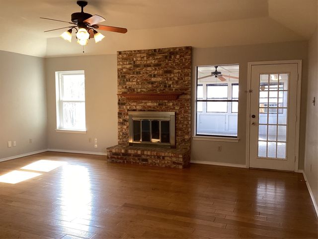 2841 Southridge Drive, Grapevine, TX 76051