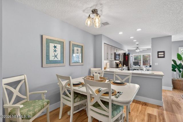 320 SUNRISE Circle, Neptune Beach, FL 32266