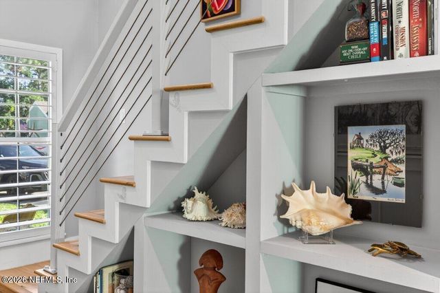 320 SUNRISE Circle, Neptune Beach, FL 32266