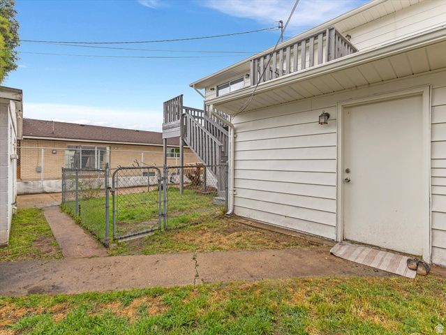 45 W 1600 N, Sunset, UT 84015
