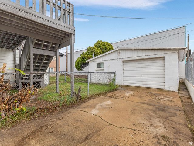 45 W 1600 N, Sunset, UT 84015