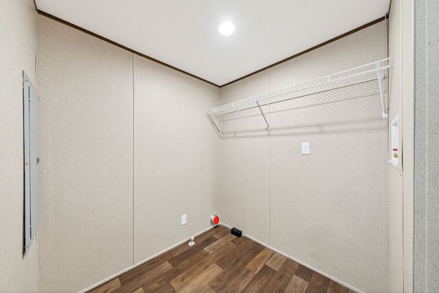 226 N G St, Hillsboro, TN 37342