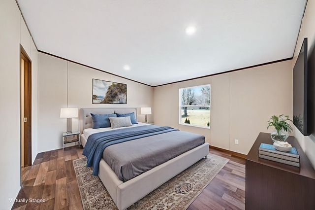 226 N G St, Hillsboro, TN 37342