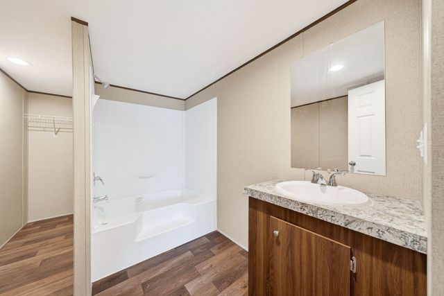 226 N G St, Hillsboro, TN 37342