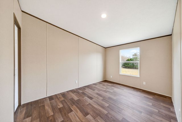 226 N G St, Hillsboro, TN 37342