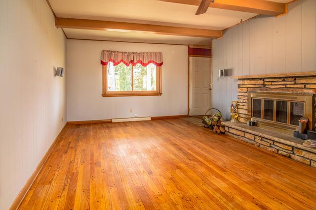 S67W13014 Larkspur ROAD, Muskego, WI 53150