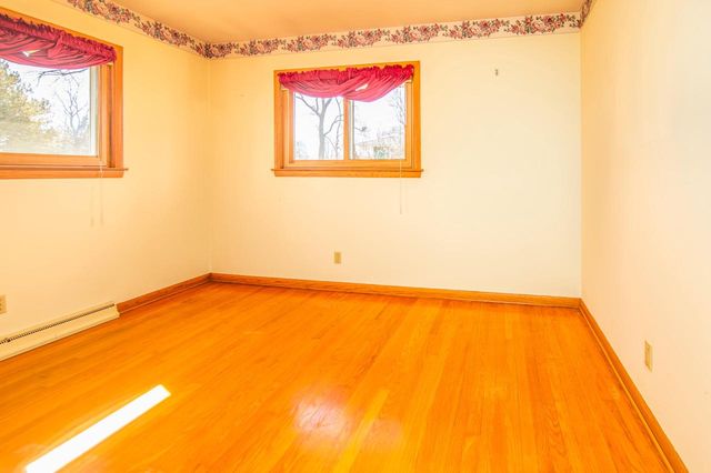 S67W13014 Larkspur ROAD, Muskego, WI 53150