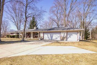 S67W13014 Larkspur ROAD, Muskego, WI 53150