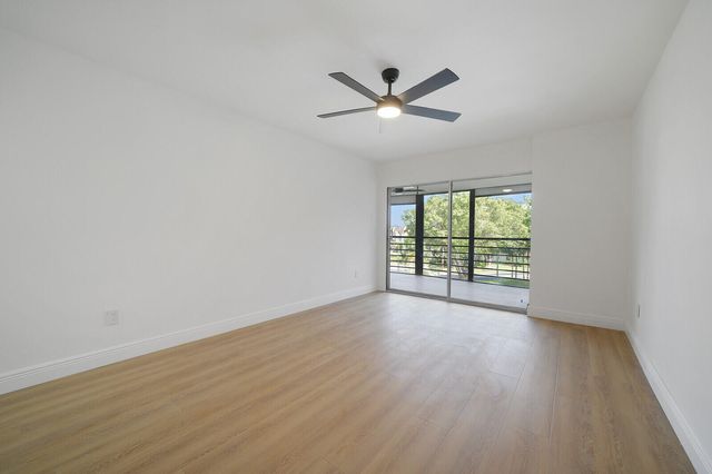 23345 Carolwood Lane 406, Boca Raton, FL 33428