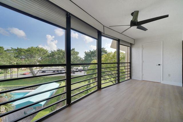 23345 Carolwood Lane 406, Boca Raton, FL 33428